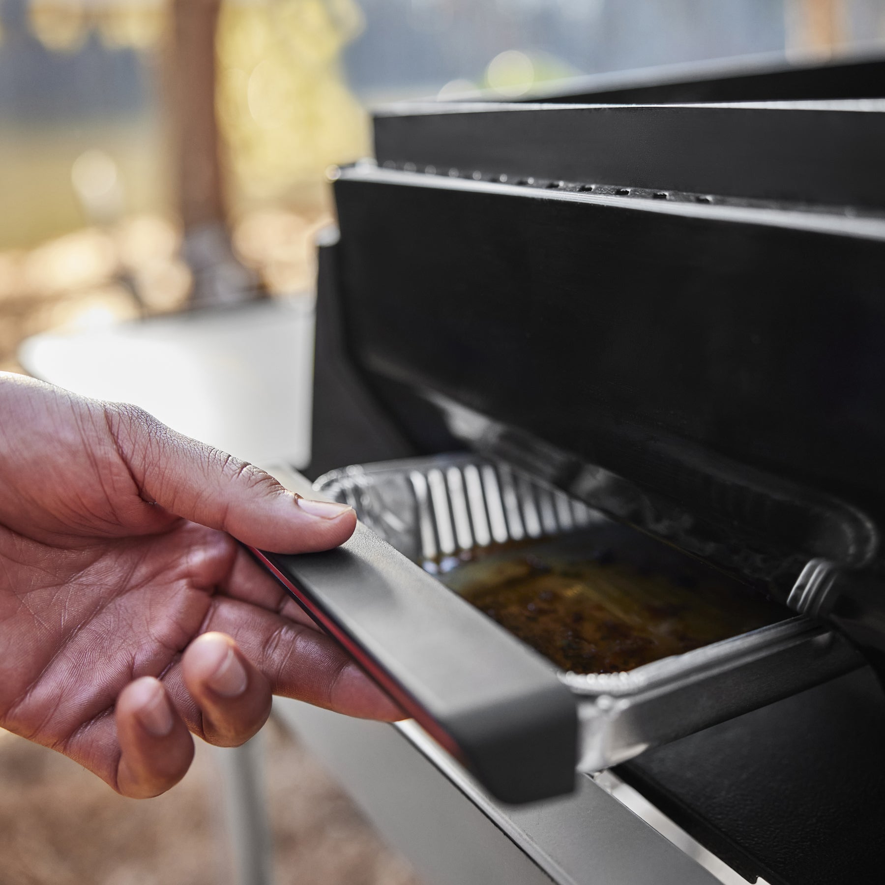 Weber® Slate™ Tabletop Griddle (17") LPG