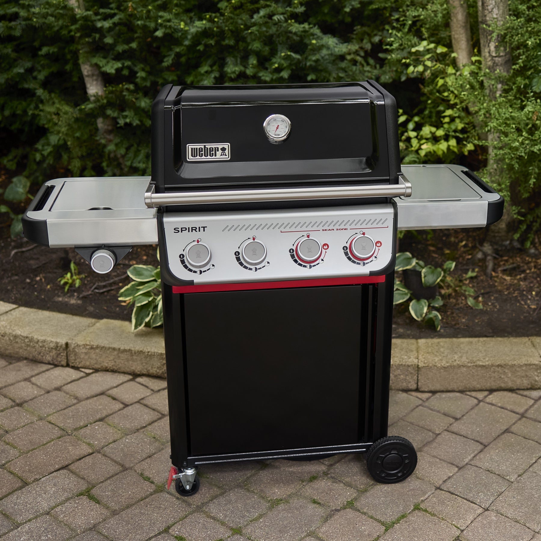 Weber® Spirit® E-435 4-Burner Gas Barbecue