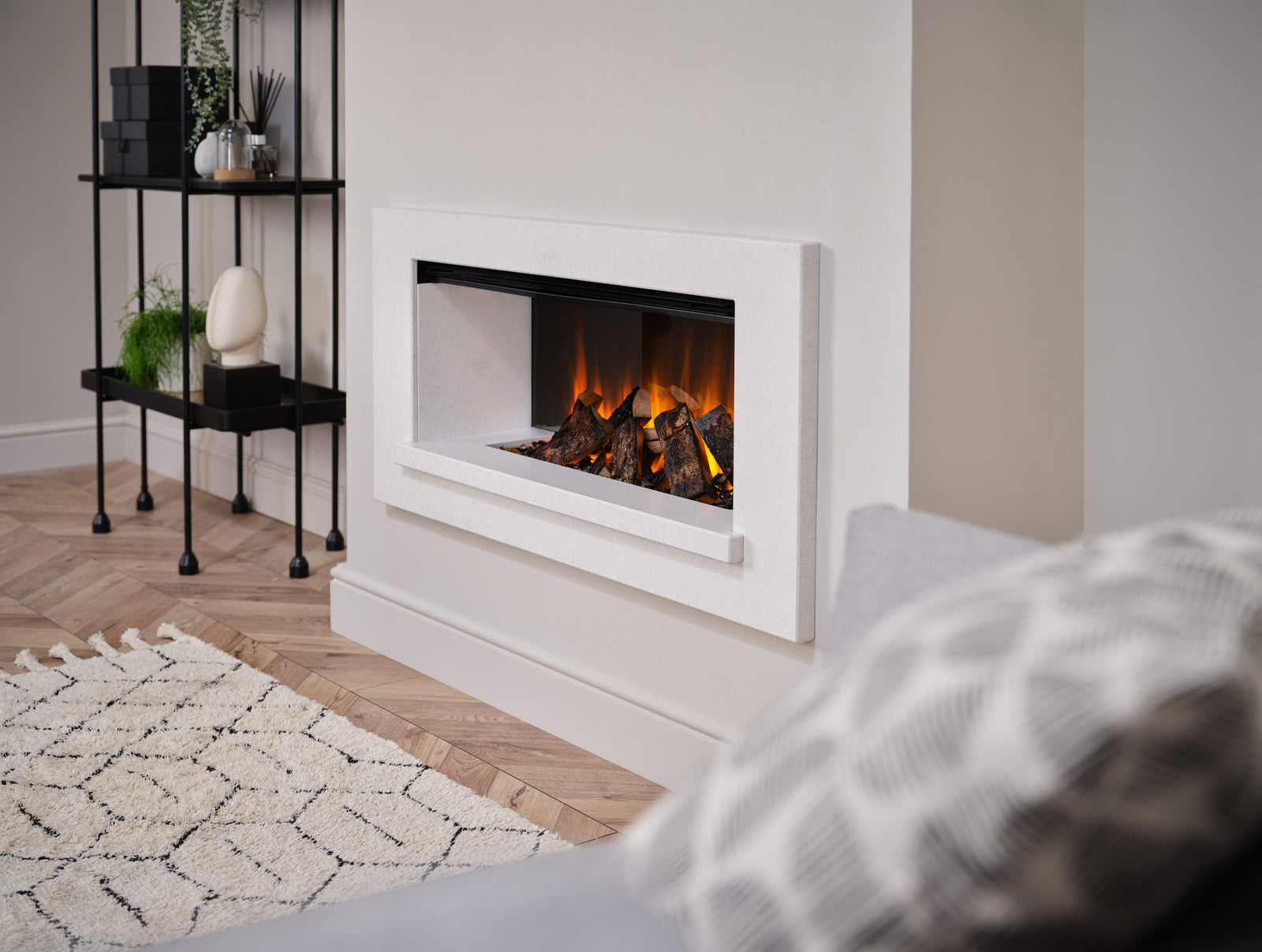 British Fires Holbury Suite 870 - White