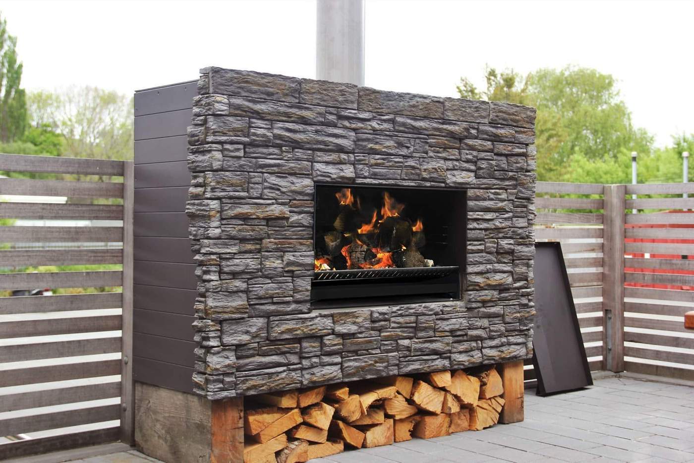 Escea EW5000 Outdoor Wood Fire - with cooking grate