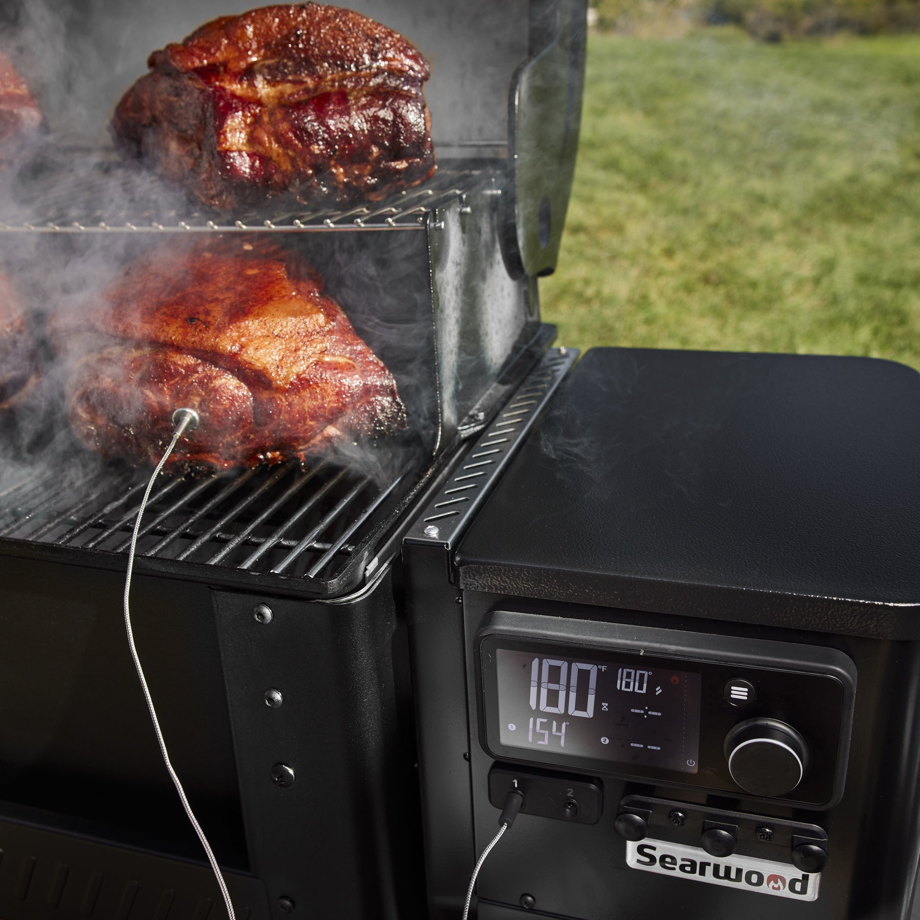 Weber® Searwood® XL 600 Pellet Barbecue