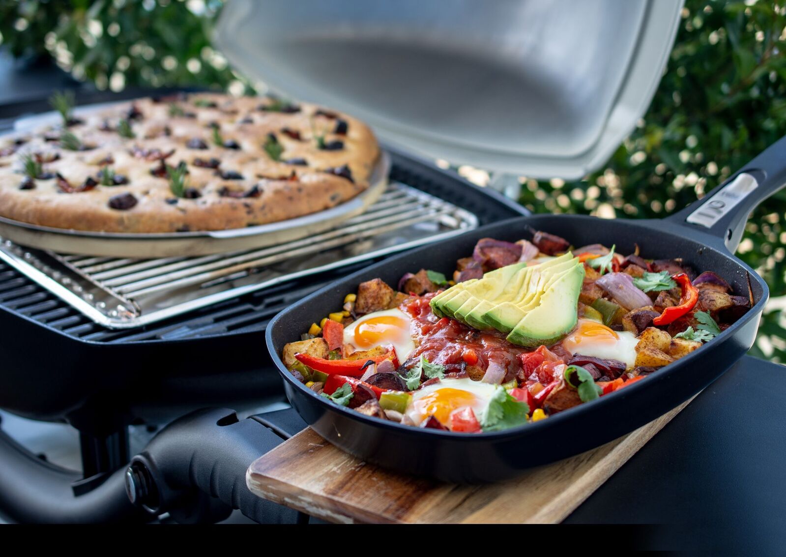 Weber Essentials Pack Family Q PRE OCT 2023