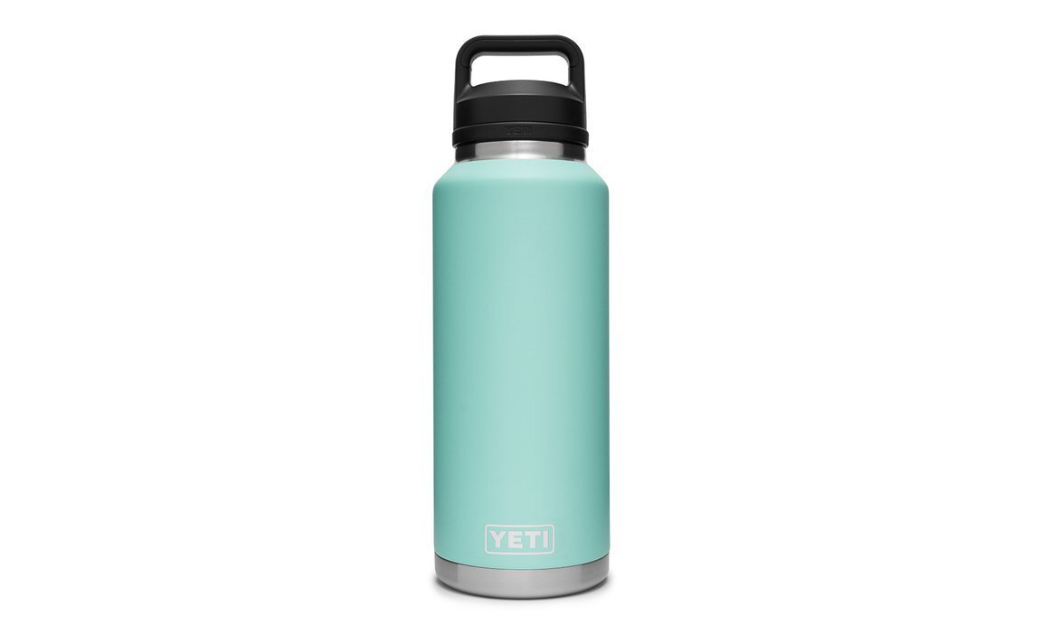 Yeti Rambler 46oz Bottle Chug Seafoam