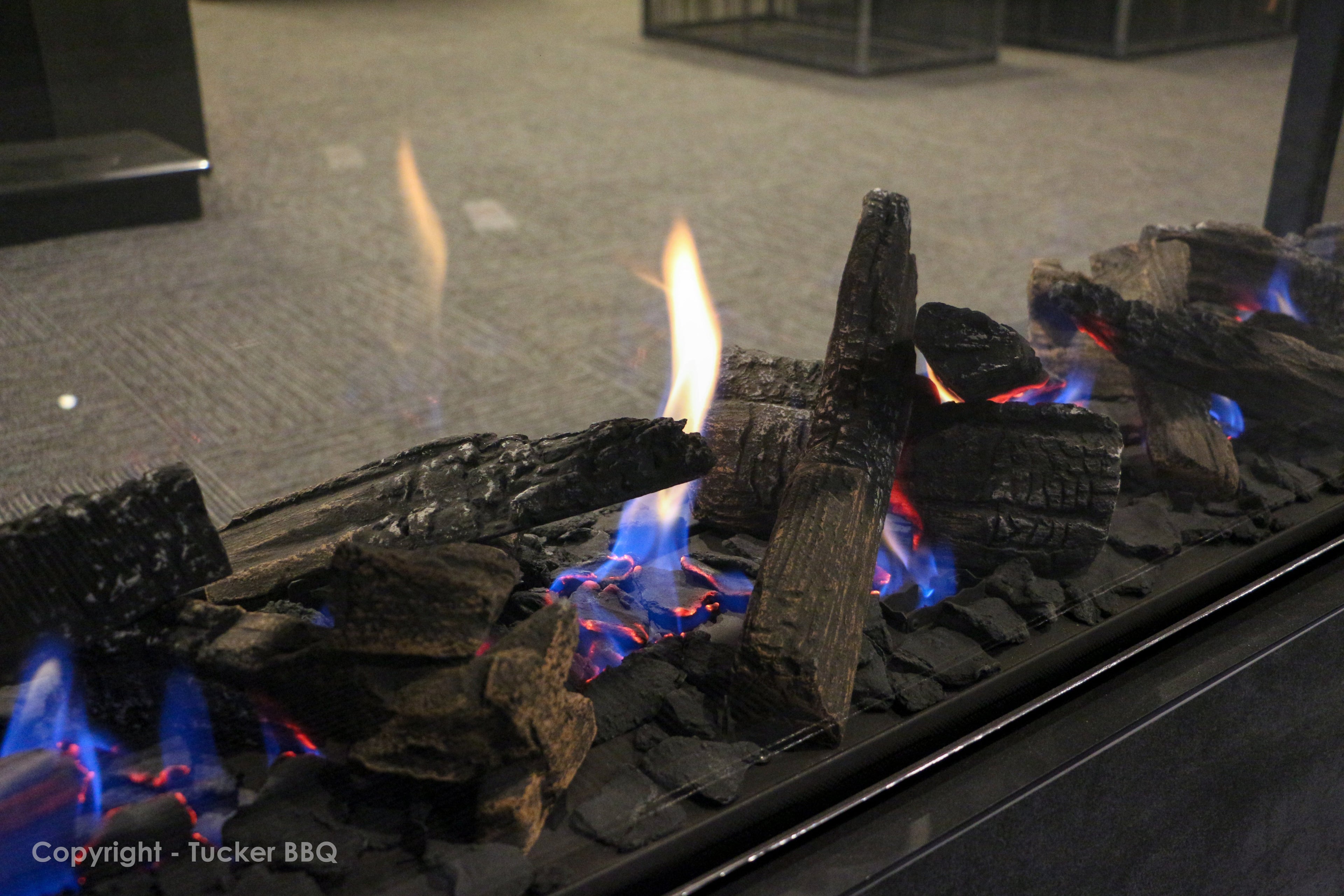 Escea DS1400 G3 Double Sided Fireplace LPG